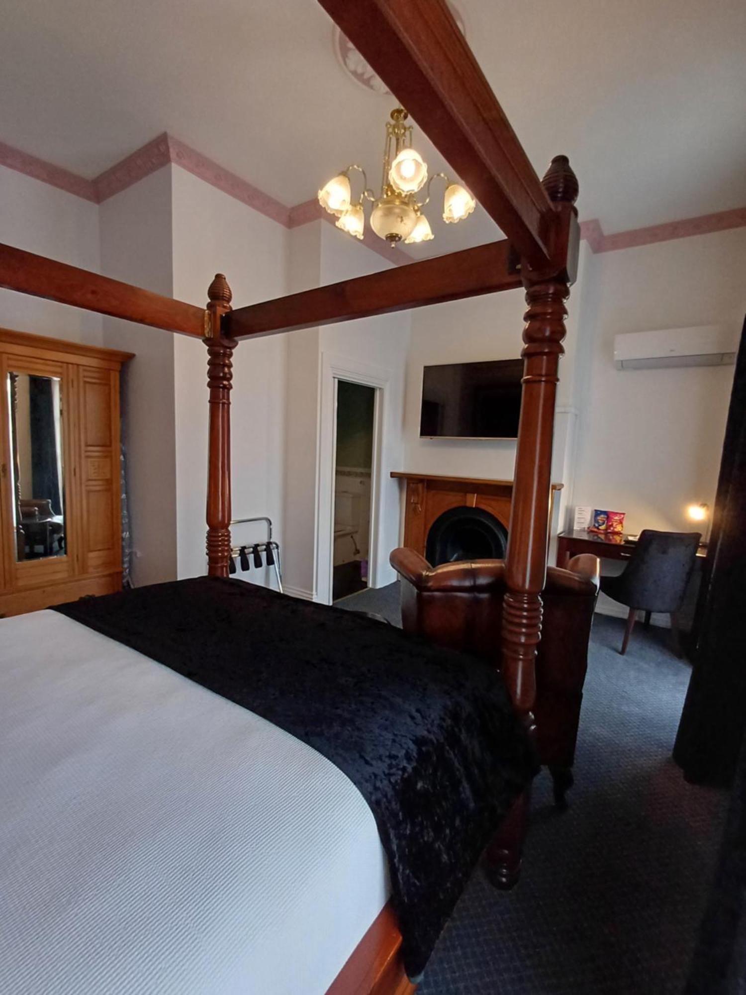 Art Hotel On York Лонсестон Экстерьер фото