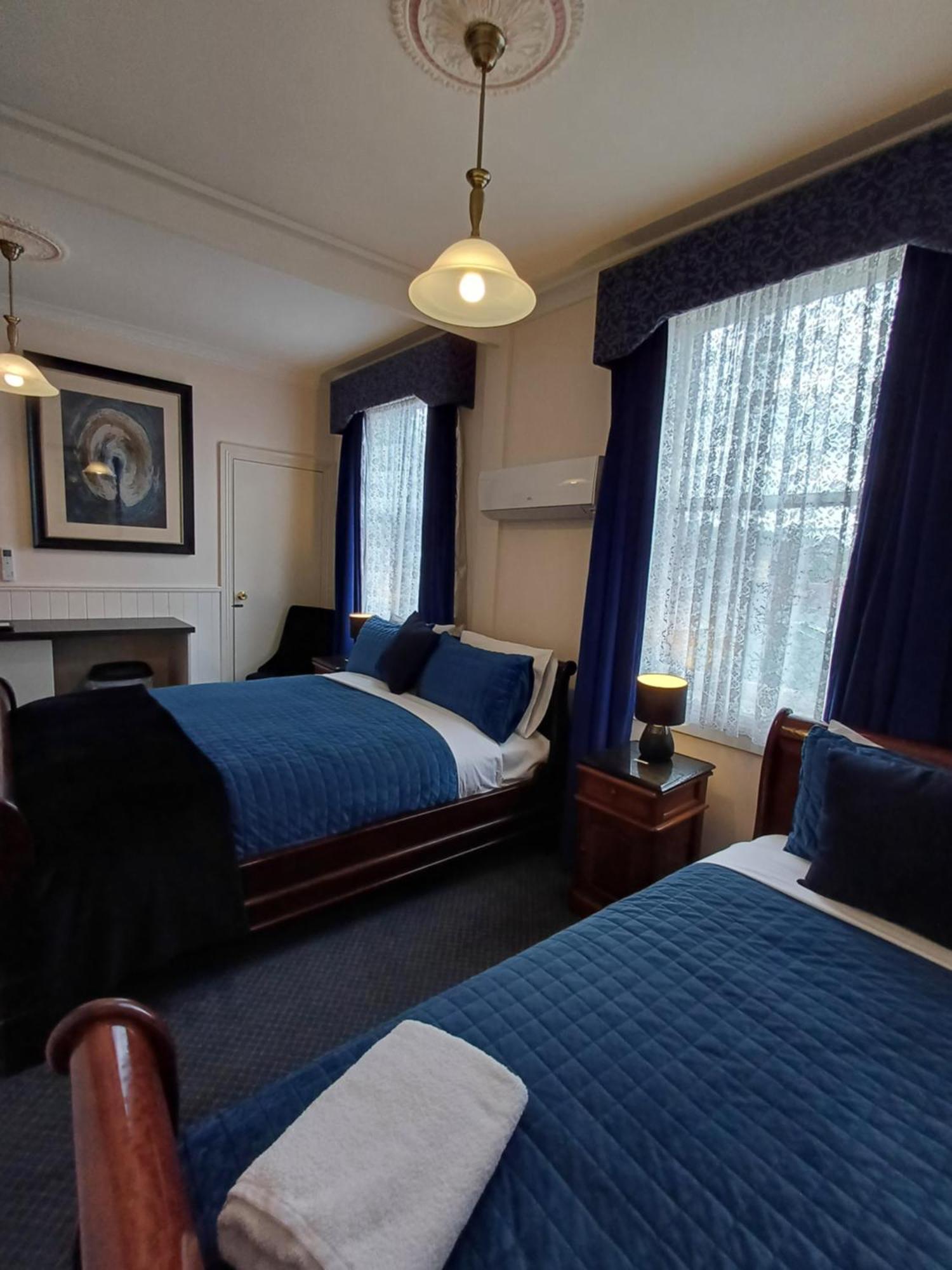 Art Hotel On York Лонсестон Экстерьер фото